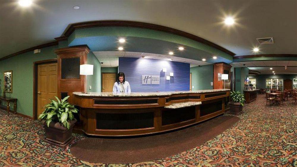 Holiday Inn Express Grand Rapids Southwest By Ihg Grandville Esterno foto