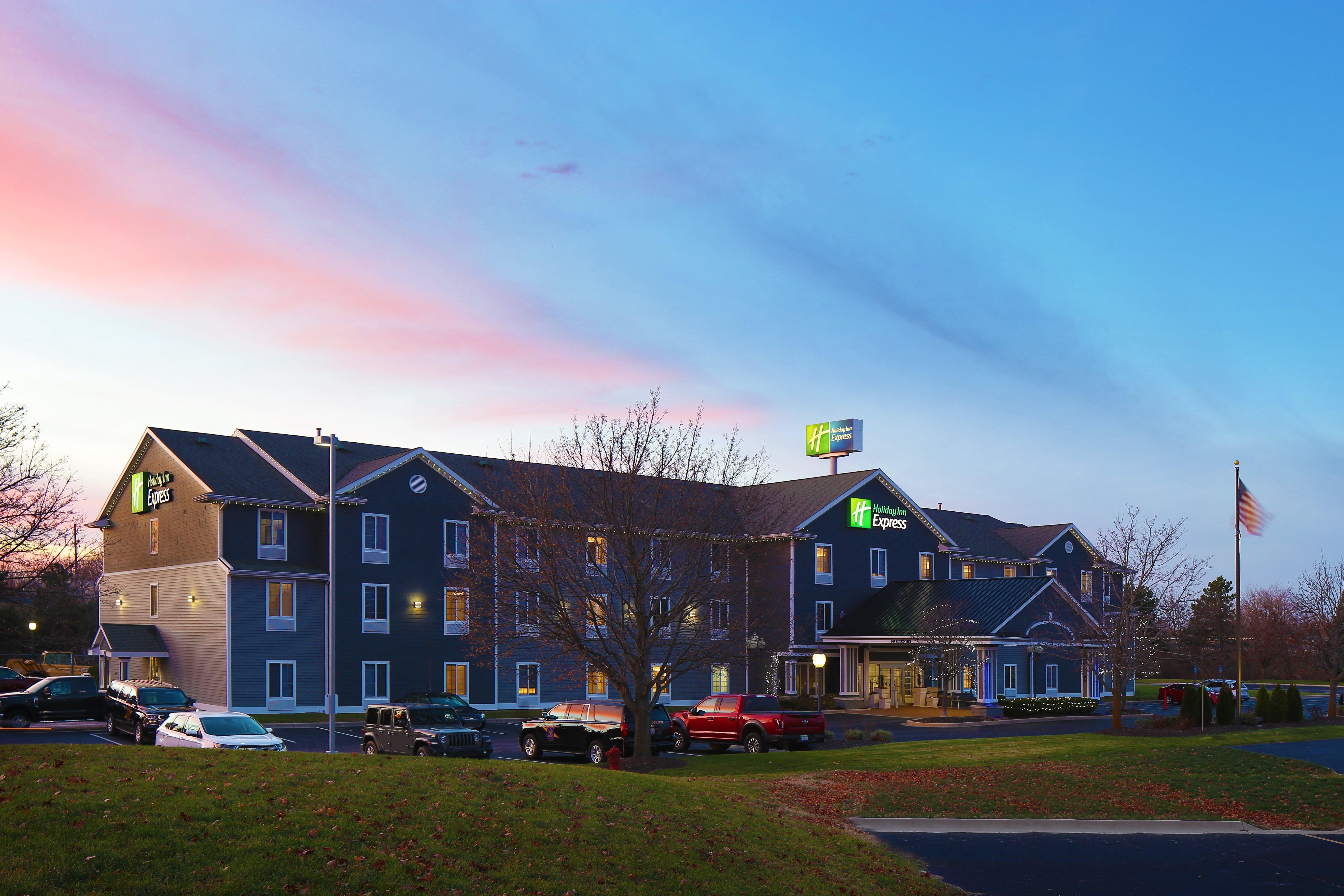 Holiday Inn Express Grand Rapids Southwest By Ihg Grandville Esterno foto