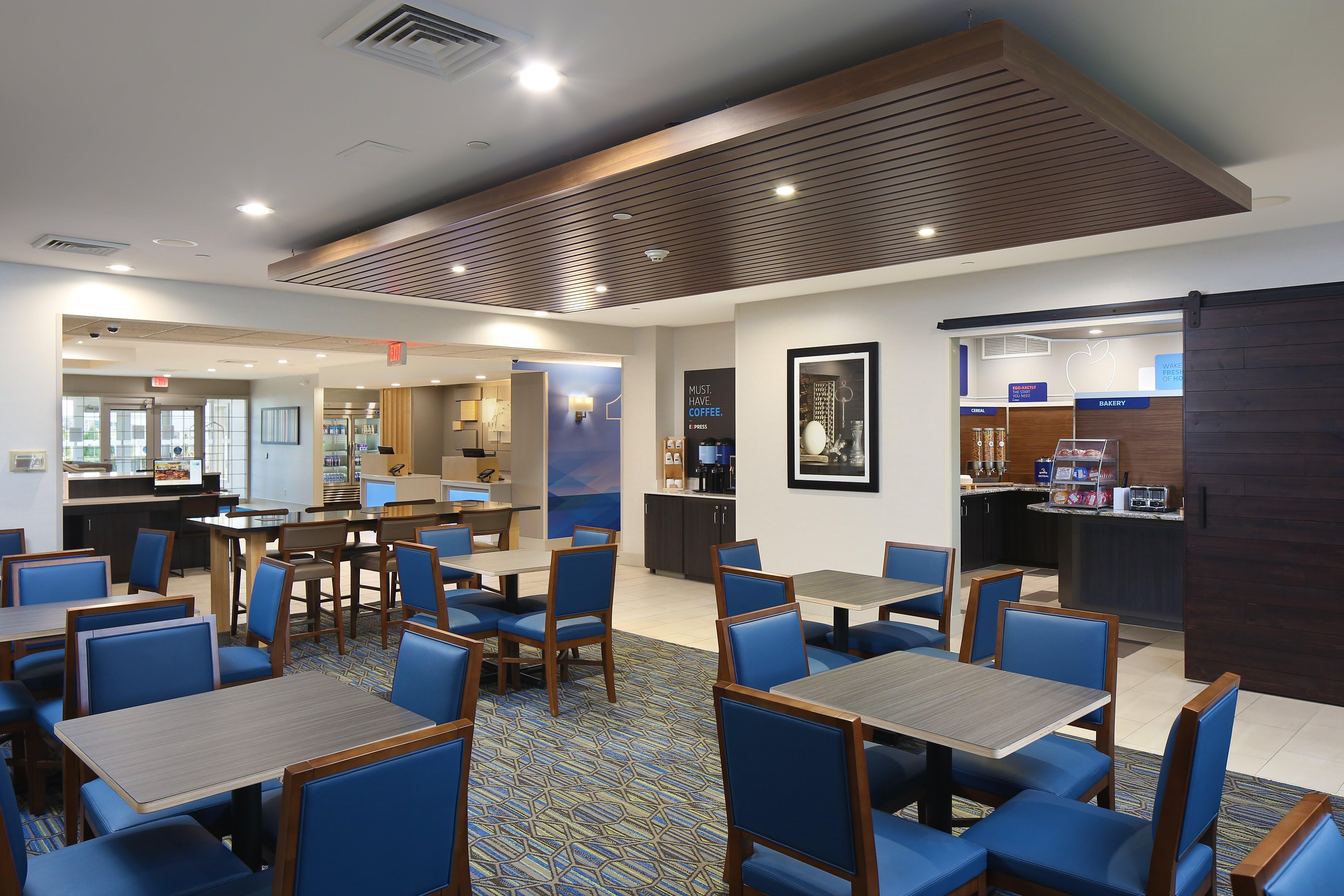 Holiday Inn Express Grand Rapids Southwest By Ihg Grandville Esterno foto