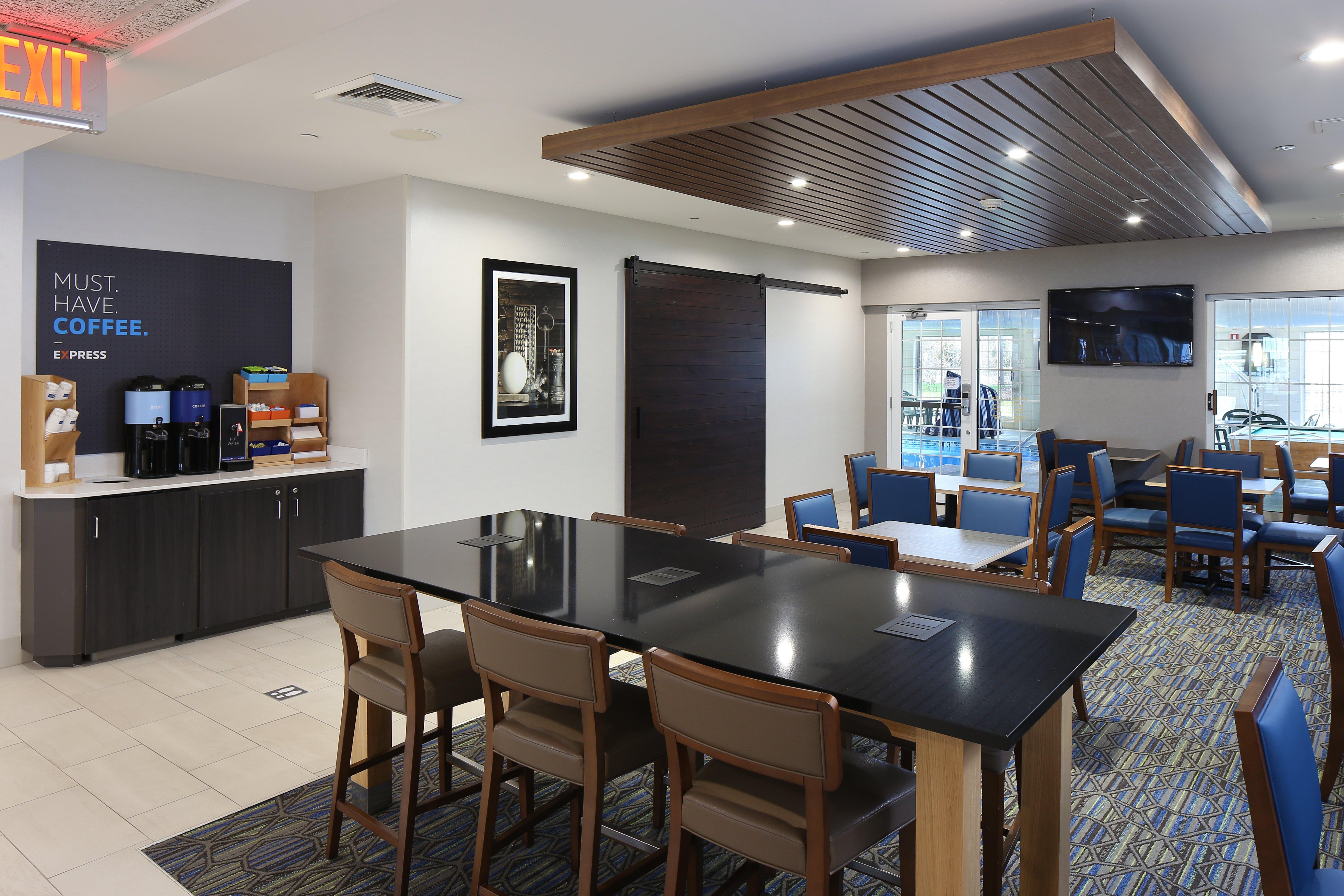Holiday Inn Express Grand Rapids Southwest By Ihg Grandville Esterno foto