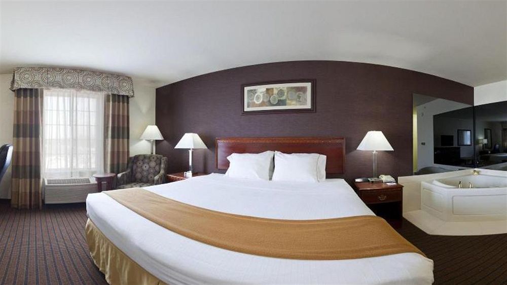 Holiday Inn Express Grand Rapids Southwest By Ihg Grandville Esterno foto